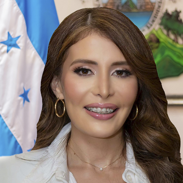 IROSKA LINDALY ELVIR FLORES